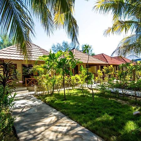 Fantastic Cottages Gili Meno Kültér fotó